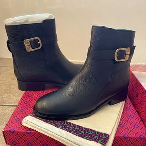 NIB TORY BURCH Brooke Ankle Boot,Booties,Gold Logo,Black Leather Size 8.5 M